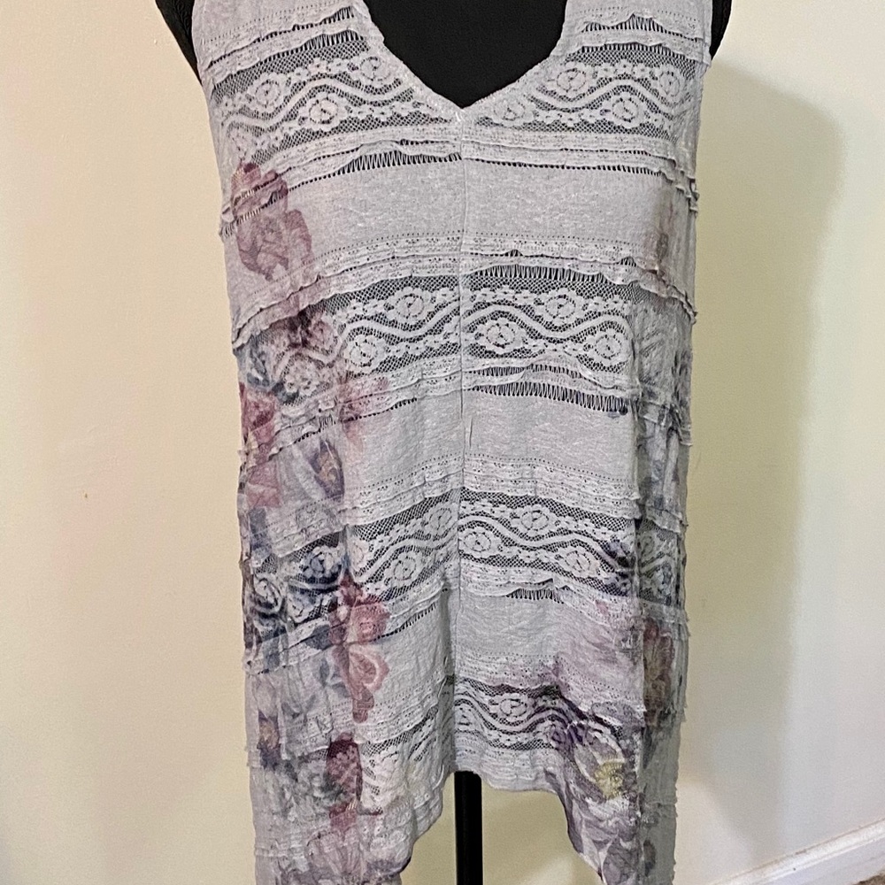 Cottage core fashion Grey Lacey V Neck Tank Sm - Picture 2 of 3